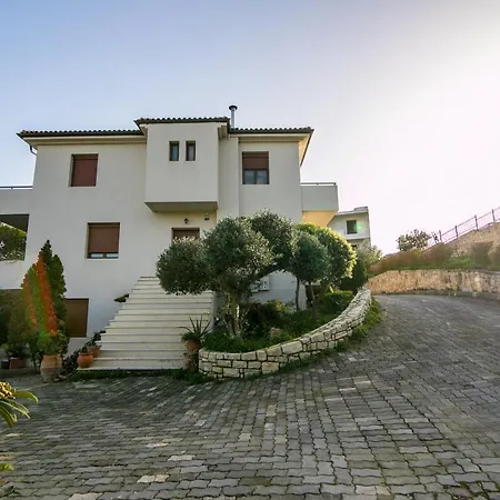 Lejlighed Ariadni's Maisonette *